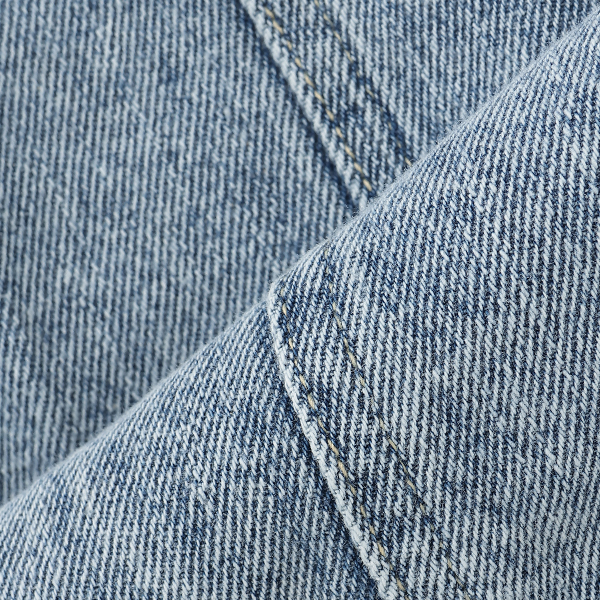 8353104