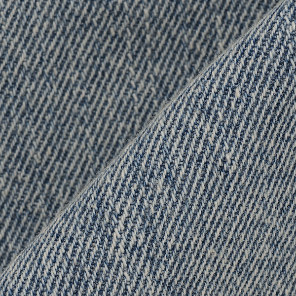 8351144