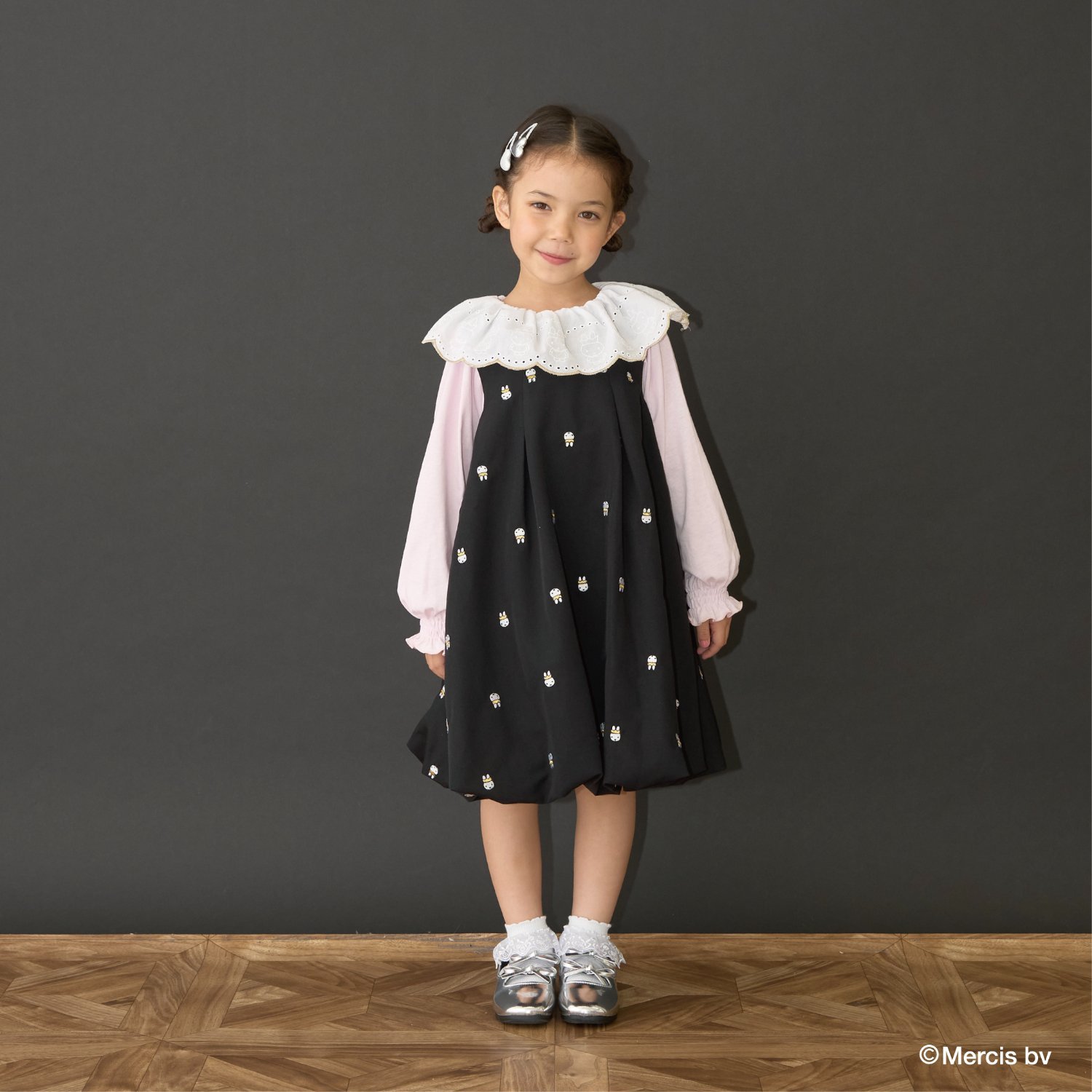 【予約商品】【Miffy】刺しゅう総柄バルーンワンピース