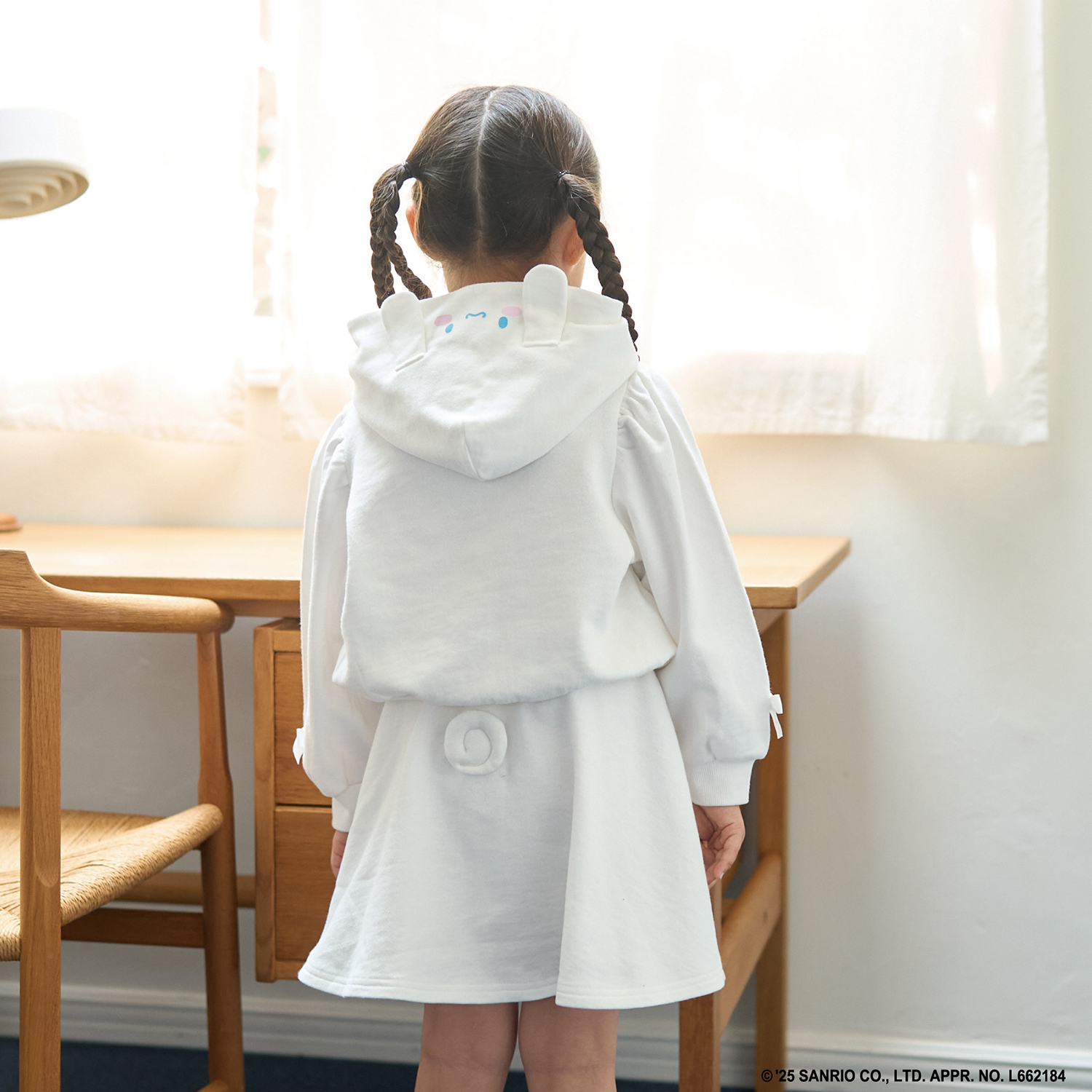 【予約商品】【サンリオキャラクターズ】【毛玉バイバイ裏毛】変身パーカ&フレアスカートセット