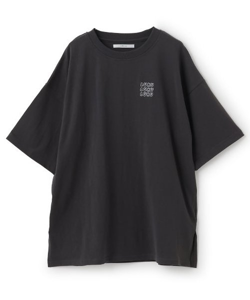 ロゴ刺しゅうBIGTシャツ