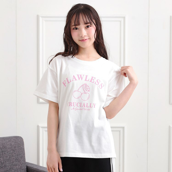 チェリーモチーフTシャツ