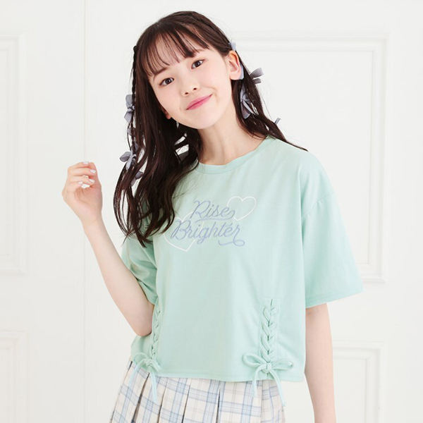 レースアップTシャツ