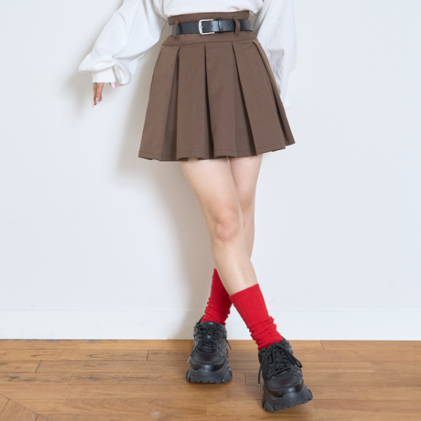 【イージーケア】ベルトつきプリーツスカート