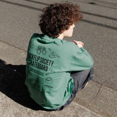 【大人向けサイズあり】スケボーツールプリントビッグ長袖Tシャツ