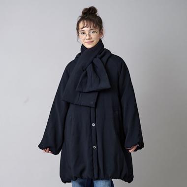 【AMI】【WEB限定】ティペット付ノーカラーバルーンコート