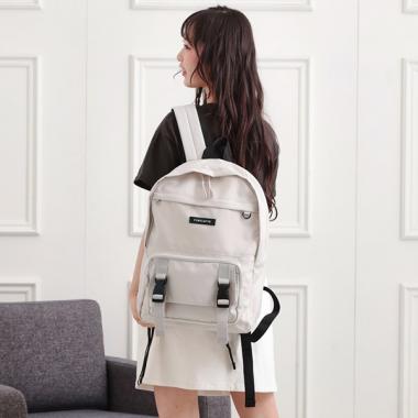 【再値下げ】【接触冷感／容量約21L】バックルリュック