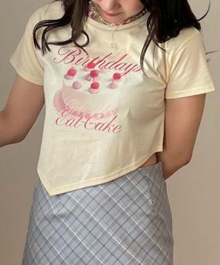 ケーキモチーフ半袖Tシャツ