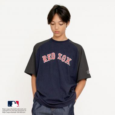 【MLB】チームロゴプリントラグランスリーブ半袖Tシャツ