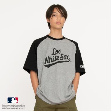 【MLB】チームロゴプリントラグランスリーブ半袖Tシャツ