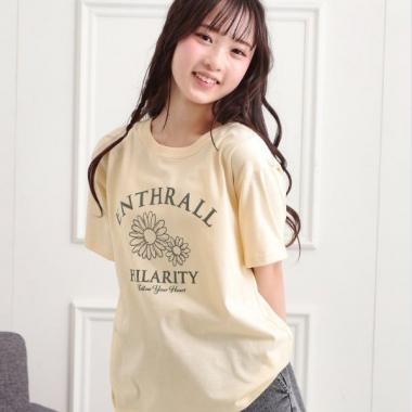 フラワーモチーフTシャツ