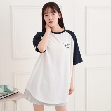 ワッペン風チュニックTシャツ