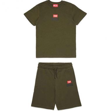【DIESEL(ディーゼル)Kids&Junior】ワンポイントブランドロゴ半袖Tシャツショートパンツセットアップ