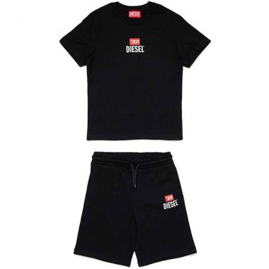 【DIESEL(ディーゼル)Kids&Junior】ワンポイントブランドロゴ半袖Tシャツショートパンツセットアップ